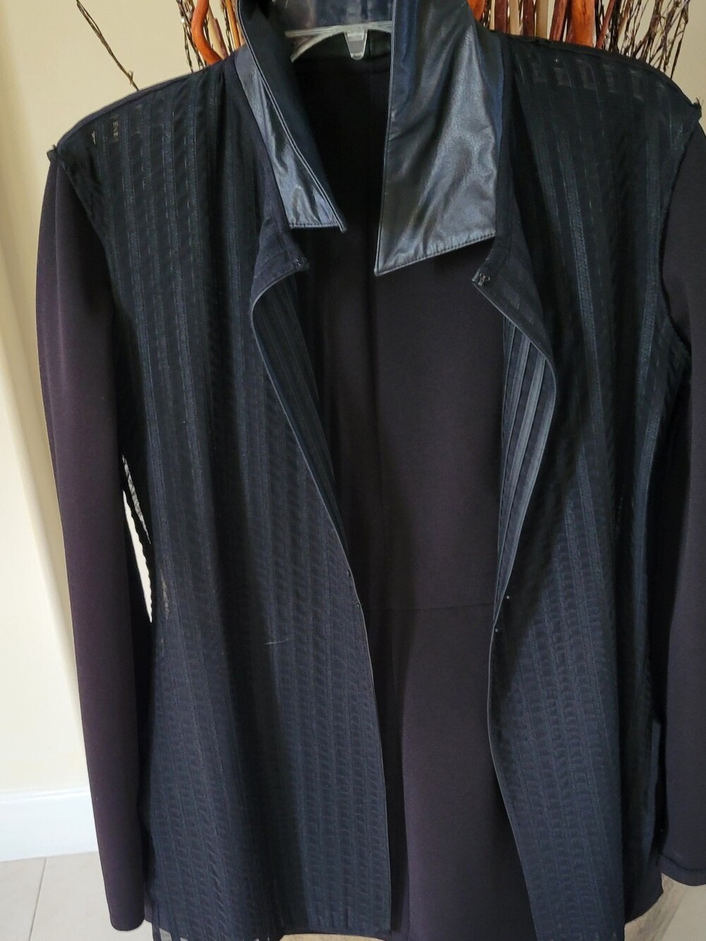 Cache BLK SZ 8 Dressy Jacket w faux leather & Mesh Stripes Lined-Side Vents